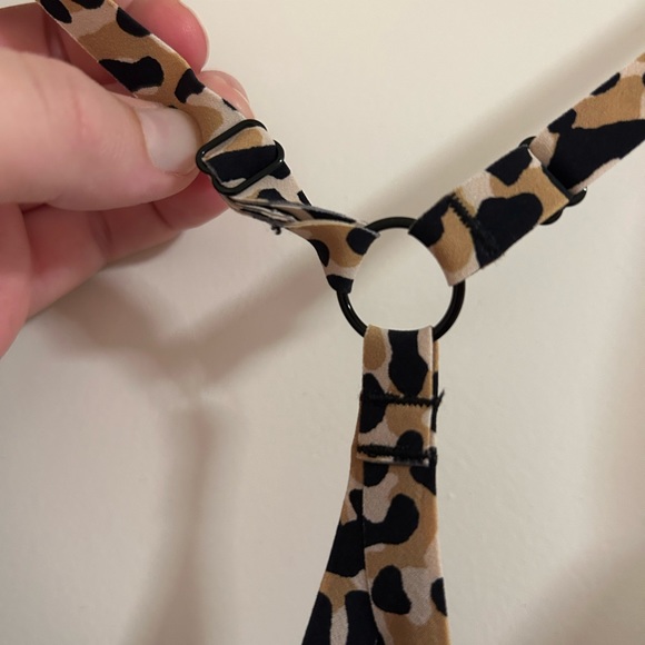 Brown leopard outdoor voices exercise dress - Picture 3 of 4